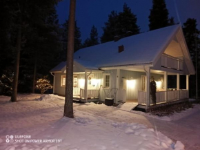 Cozy house close to SantaVillage